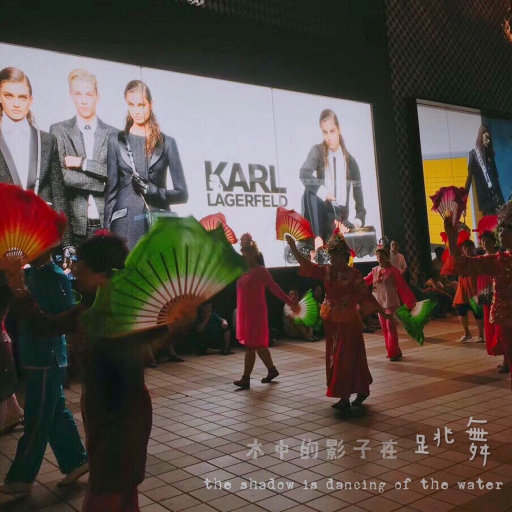 和大鸡巴美国大鸡巴黄色三级片黄色片
